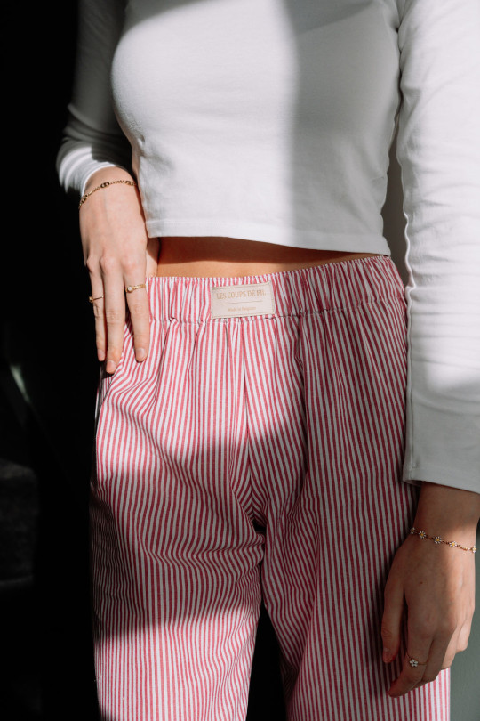 le-pantalon-enzo-rouge-fig2