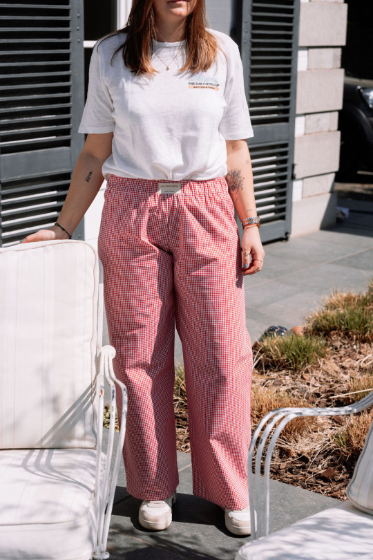 le-pantalon-suzanne-vichy-rouge-fig3
