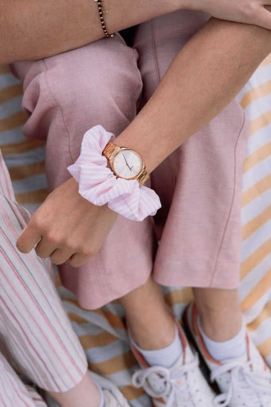 Chouchou ligné rose pâle