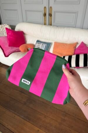 Pochette verte et rose