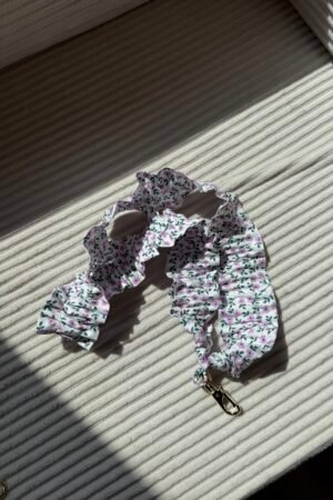 Collier téléphone fleurs