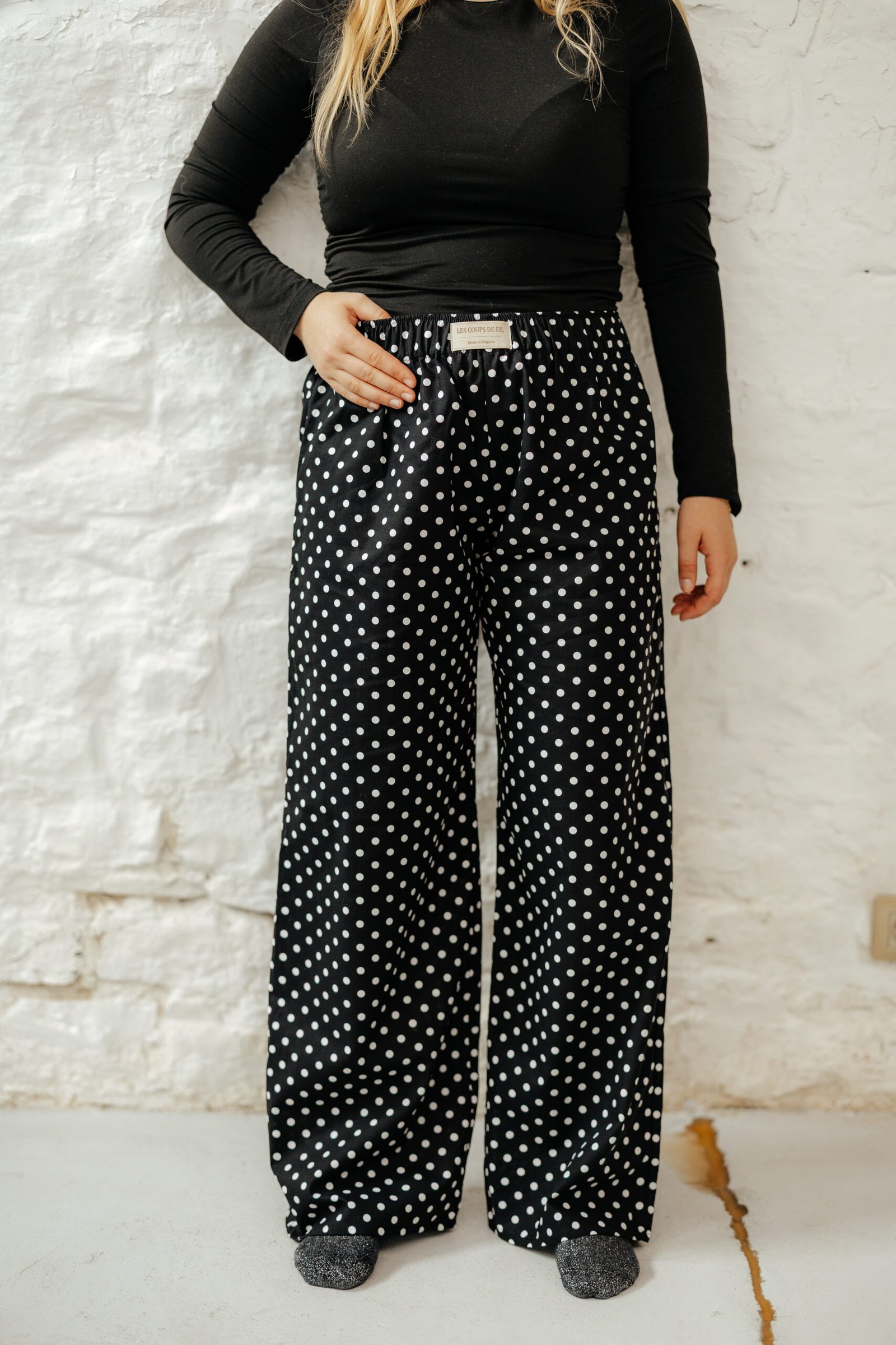 Pantalon à pois noir